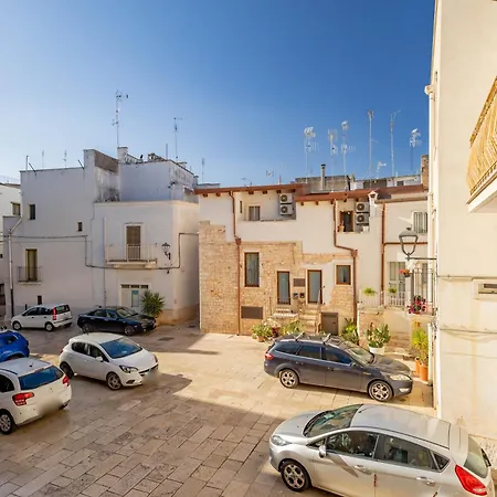 Appartamento Antiche Mura Nel Cuore Della Pugliabivani, Cucina, Terrazzo