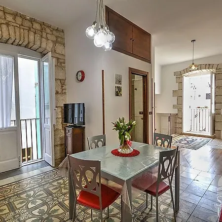 Antiche Mura Nel Cuore Della Pugliabivani, Cucina, Terrazzo * Turi